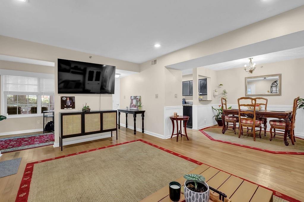 4081 Riverlook Pkwy. #102, Marietta, GA 30067