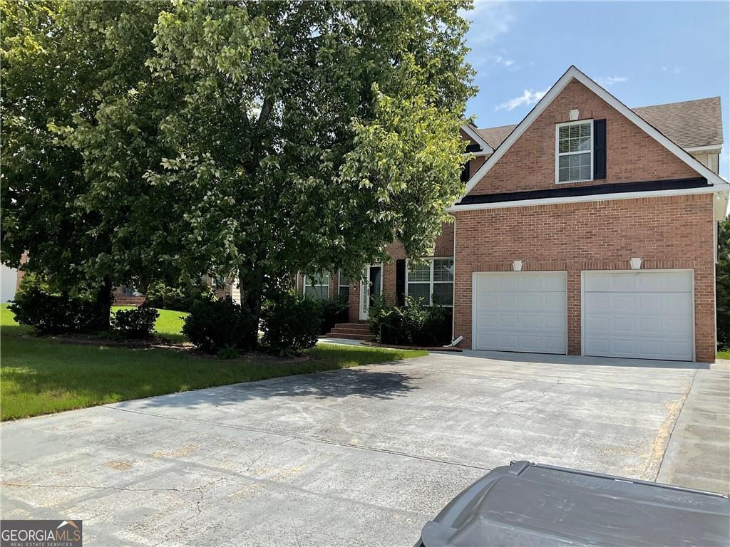 412 Ashley Ln., Loganville, GA 30052