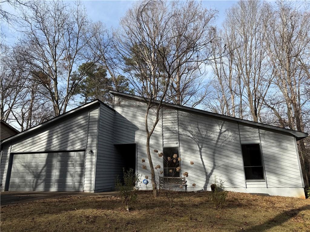 1214 Wade Green Cir., Acworth, GA 30102