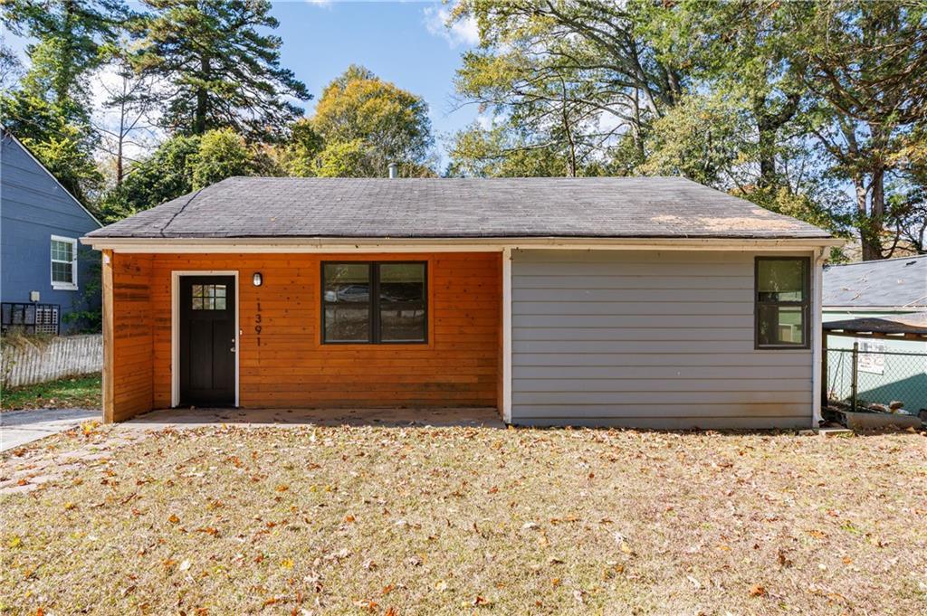 1391 Elizabeth Ave., Atlanta, GA 30310