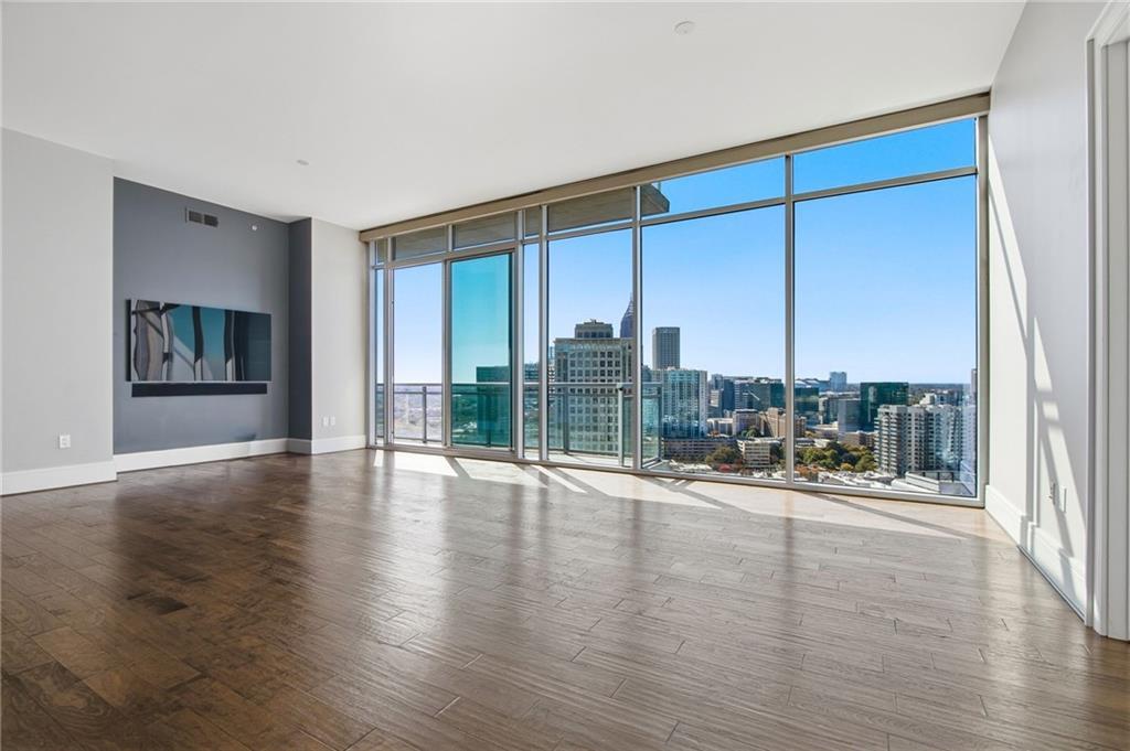 1065 Peachtree St. #3303, Atlanta, GA 30309