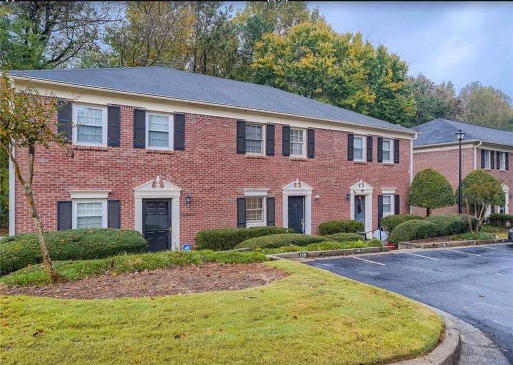 138 Sterling Ct., Alpharetta, GA 30004