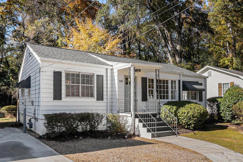 1116 Shepherds Ln., Atlanta, GA 30324