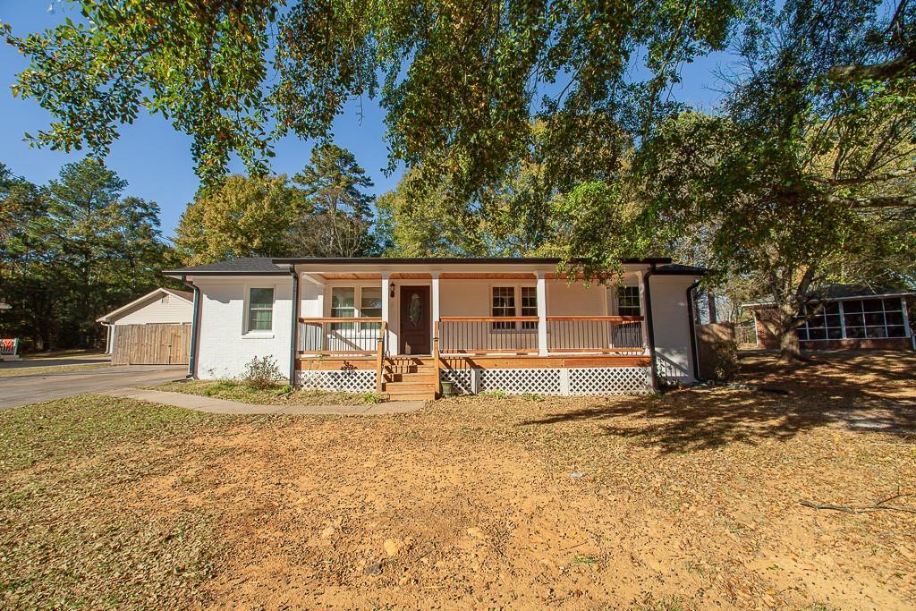 13 Shadow Ln., Cartersville, GA 30120