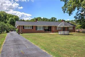 8 Highland Ln., Cartersville, GA 30120