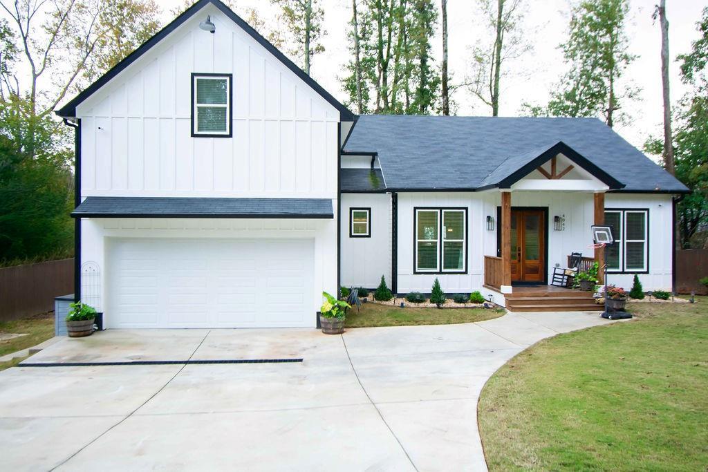 4042 Brock Dr., Oakwood, GA 30566