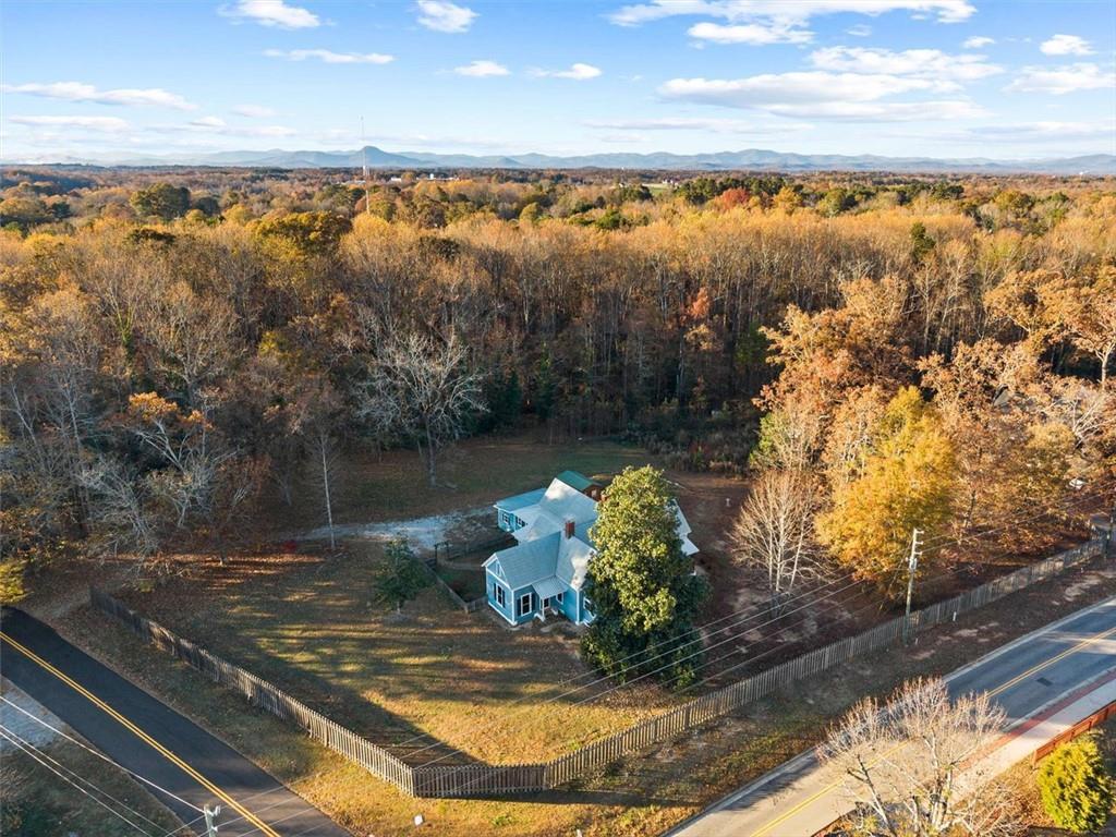 113 NW Foster St., Cornelia, GA 30531