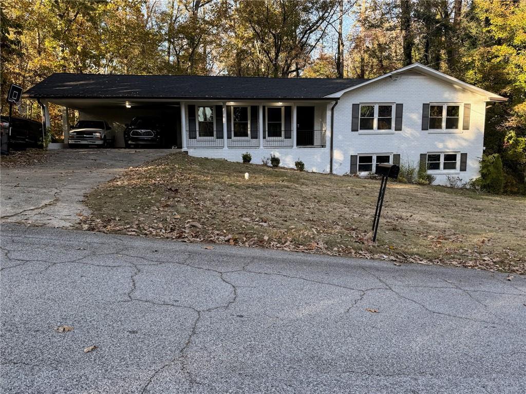 4116 Robert Allen Rd., Douglasville, GA 30134