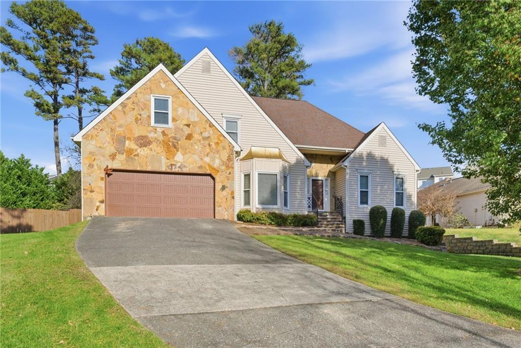 212 Shannon Dr., Woodstock, GA 30188