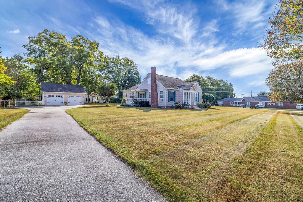 997 Highland Cir., Conyers, GA 30012