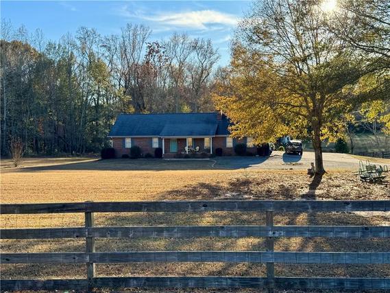 New Homes with Master Bedrooms on the 1st Floor That Attend West Forsyth High School: November 8th to November 14th