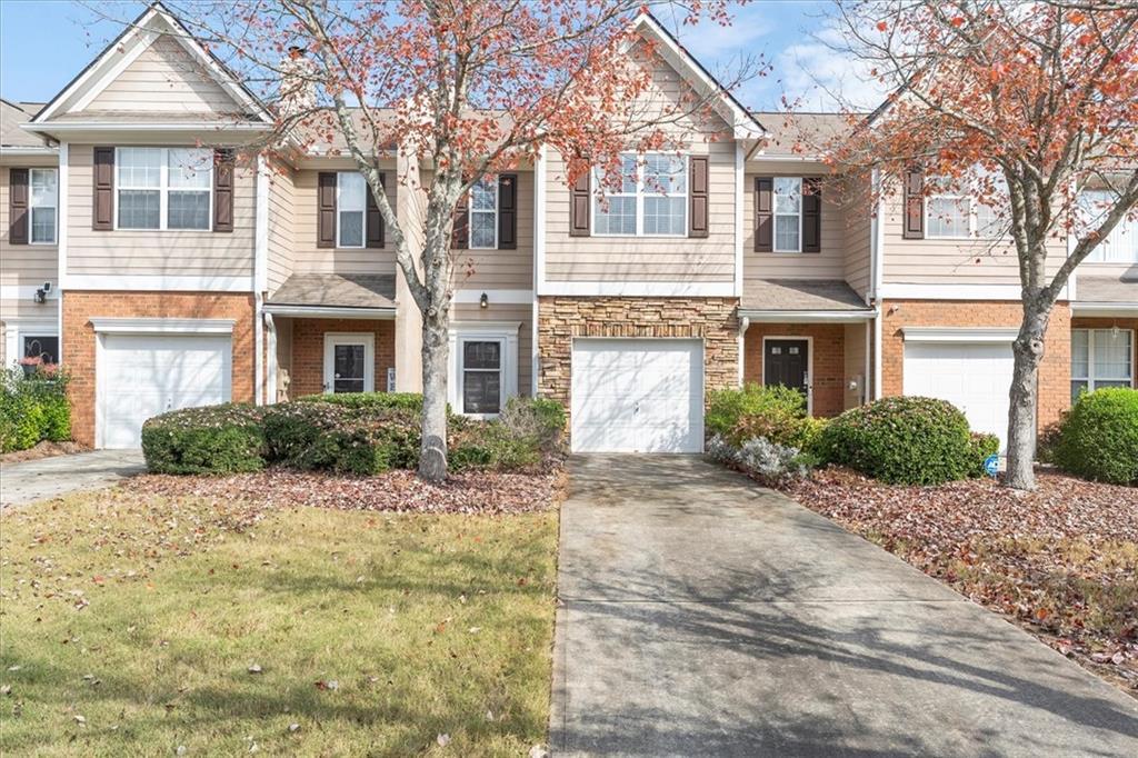 182 Oak Green Dr., Lawrenceville, GA 30044