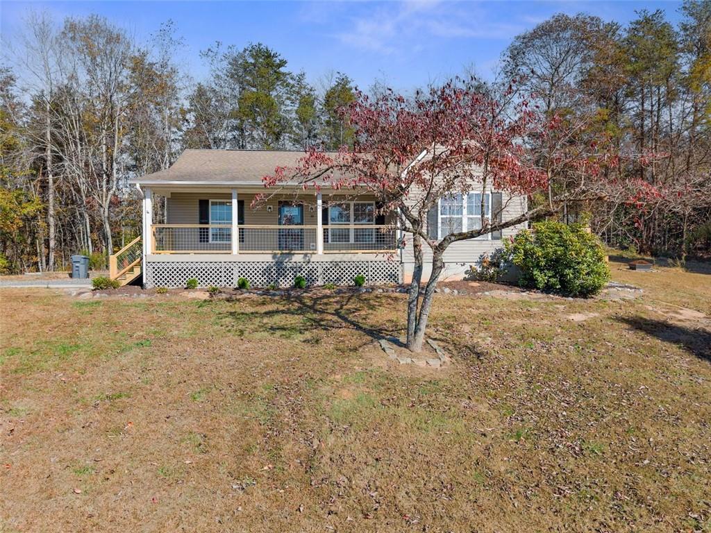 39 E Point Dr., Dahlonega, GA 30533