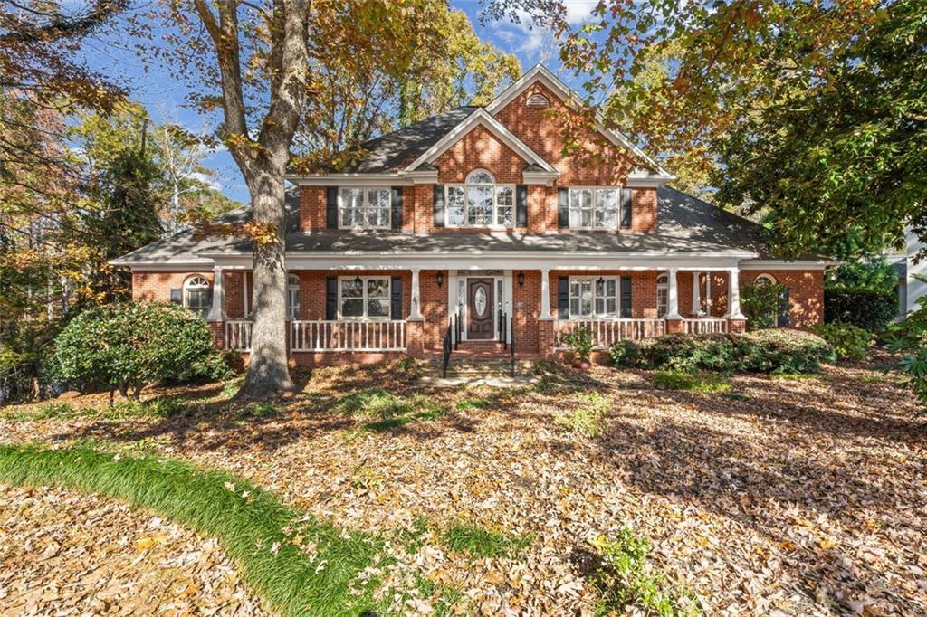 6160 Wellington Ct., Cumming, GA 30040