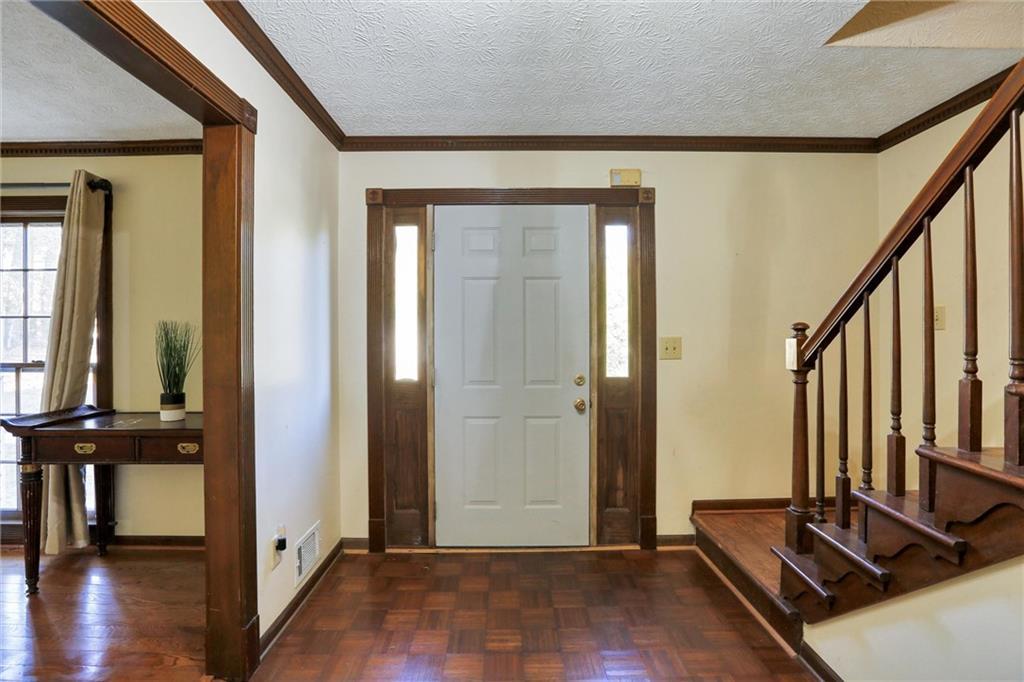 4806 Dean Ln., Lilburn, GA 30047