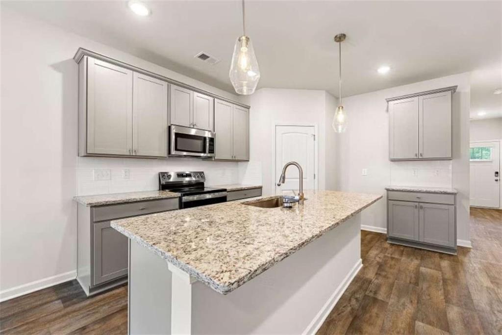 8391 Columbia Ct. #LOT 5, Palmetto, GA 30268