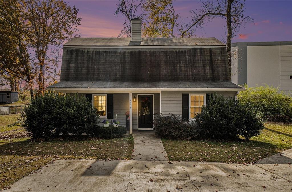 4435 Mcbrayer Rd., Flowery Branch, GA 30542