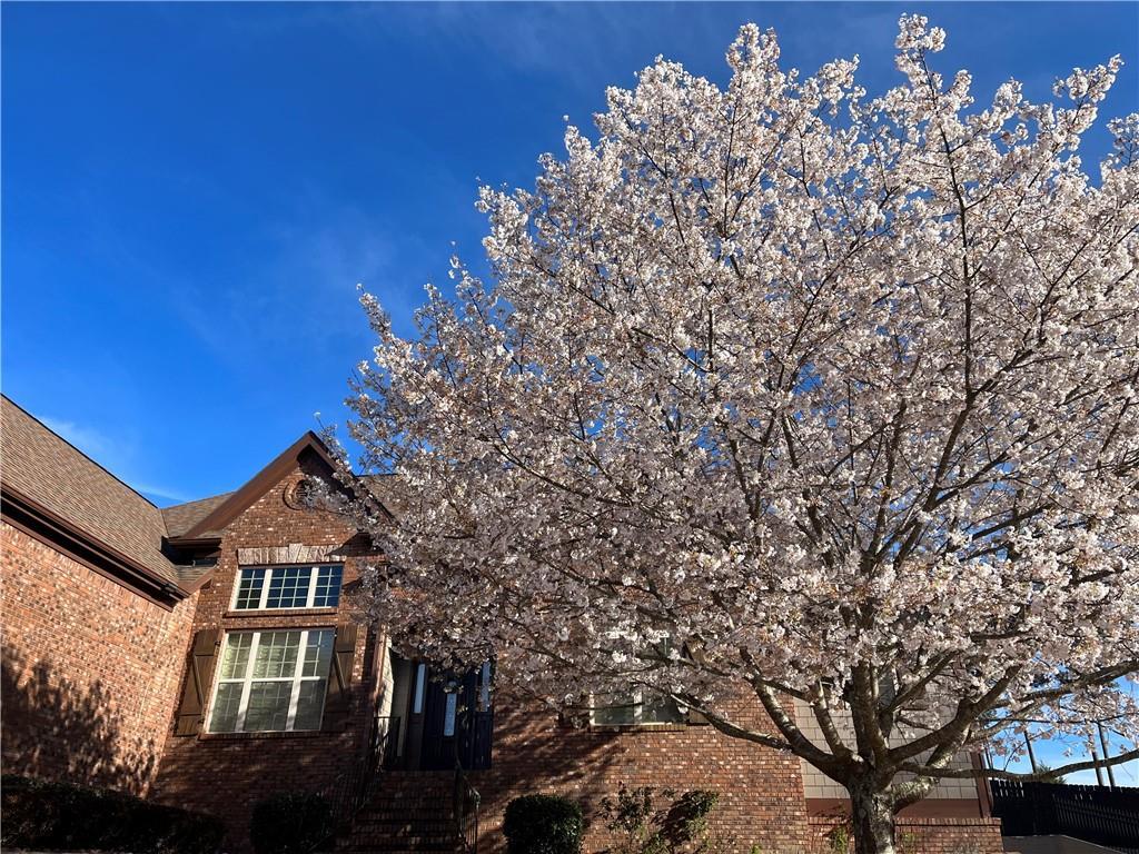 5730 Boulder Ridge Ct., Flowery Branch, GA 30542