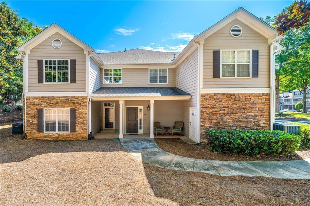 409 The Crossings Ln., Woodstock, GA 30189