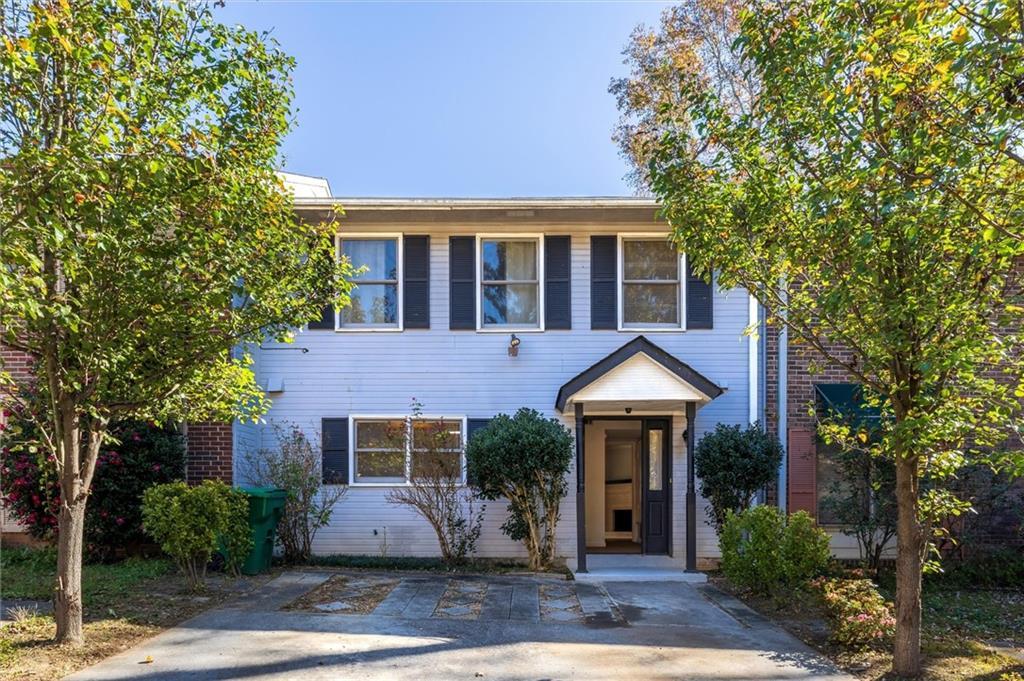 929 Glynn Oaks Dr., Clarkston, GA 30021