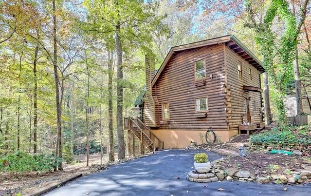 2146 Bend N Hickory Rd., Toccoa, GA 30577