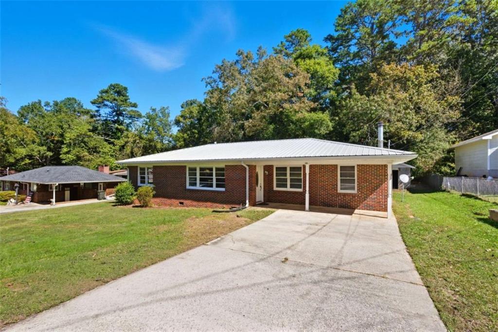 112 Woodland St., Clarkesville, GA 30523