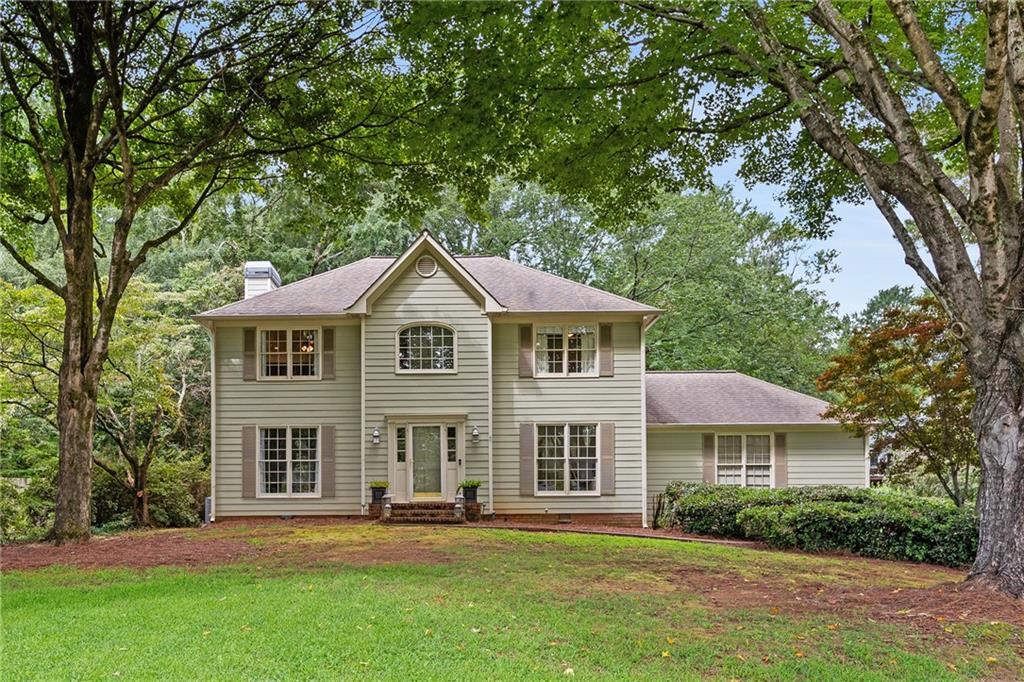 1056 Dunhill Dr., Marietta, GA 30067