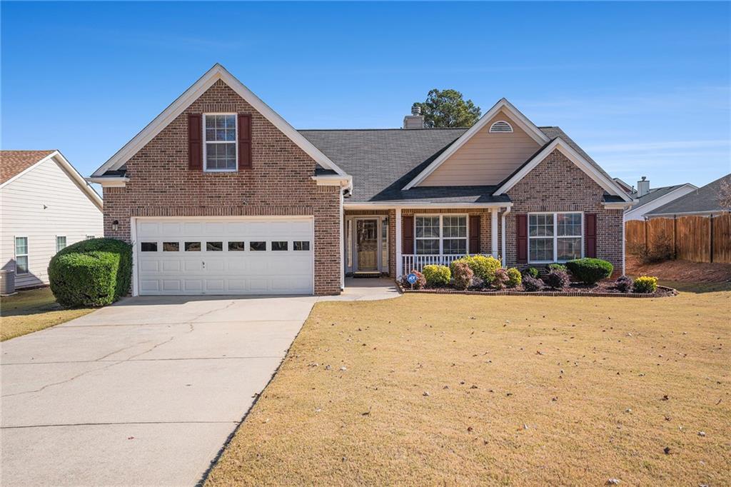 1104 Aqua Shore Dr., Mcdonough, GA 30252