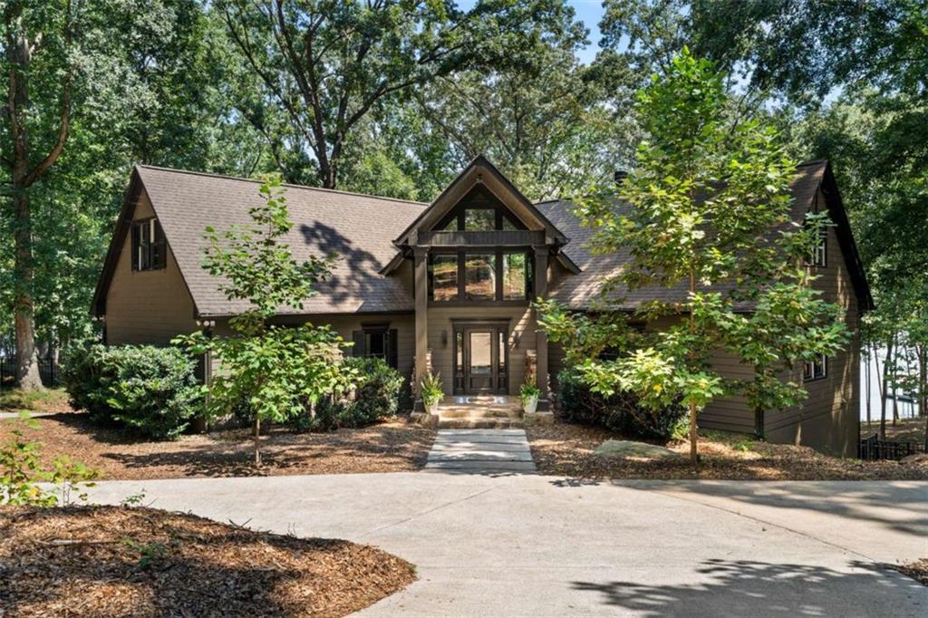 6680 Woodlake Dr., Flowery Branch, GA 30542