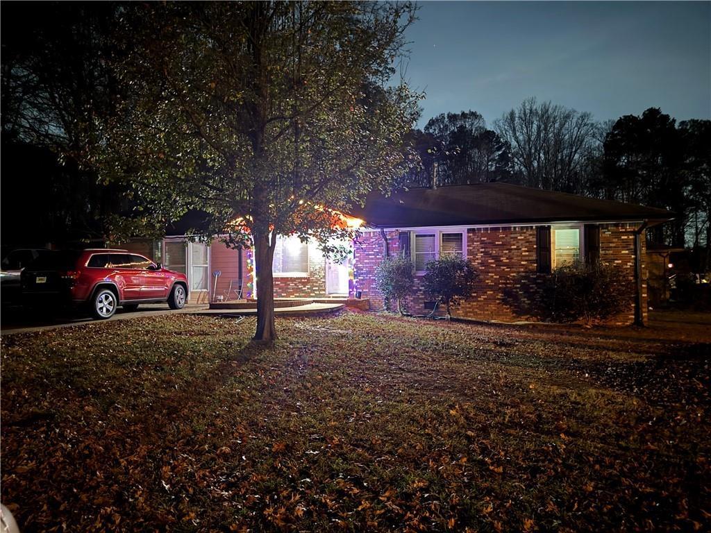 518 Shady Ln., Forest Park, GA 30297