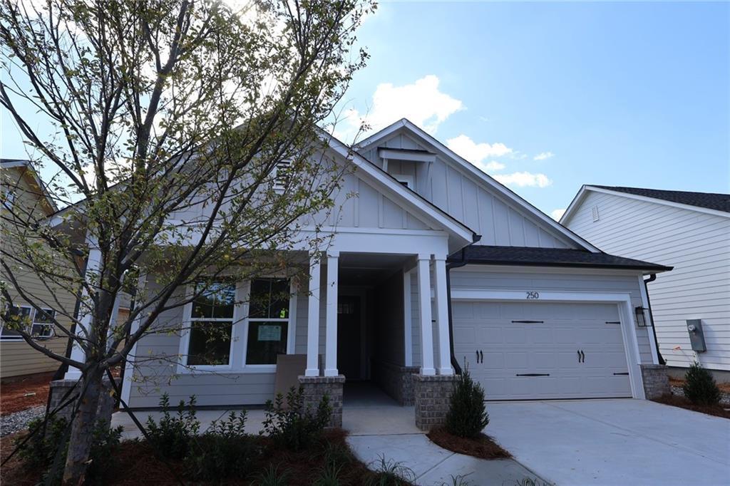 250 Strawberry Lane, Woodstock, GA 30189