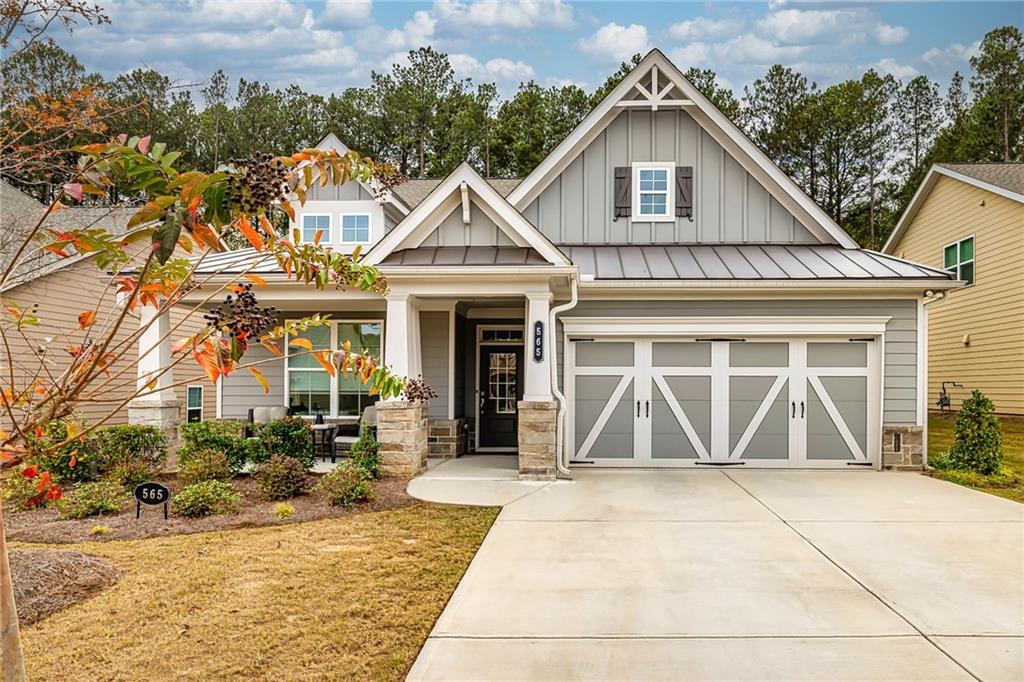 565 Timberbrook Dr., Sharpsburg, GA 30277