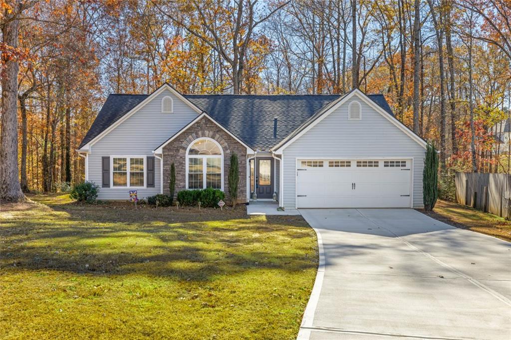 4304 Grey Park Dr., Buford, GA 30519