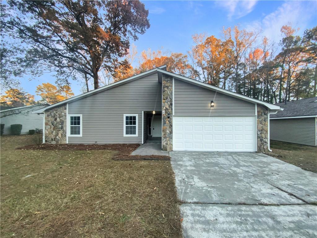 408 Park Ridge Cir., Riverdale, GA 30274