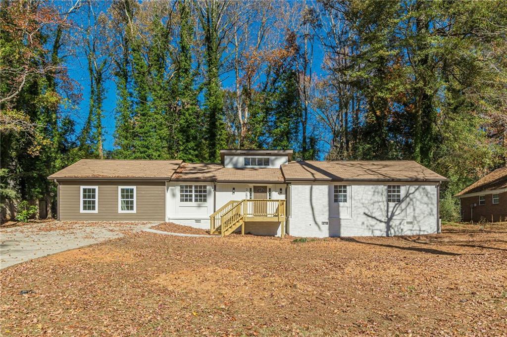 3262 Moravia Dr., Lithonia, GA 30038