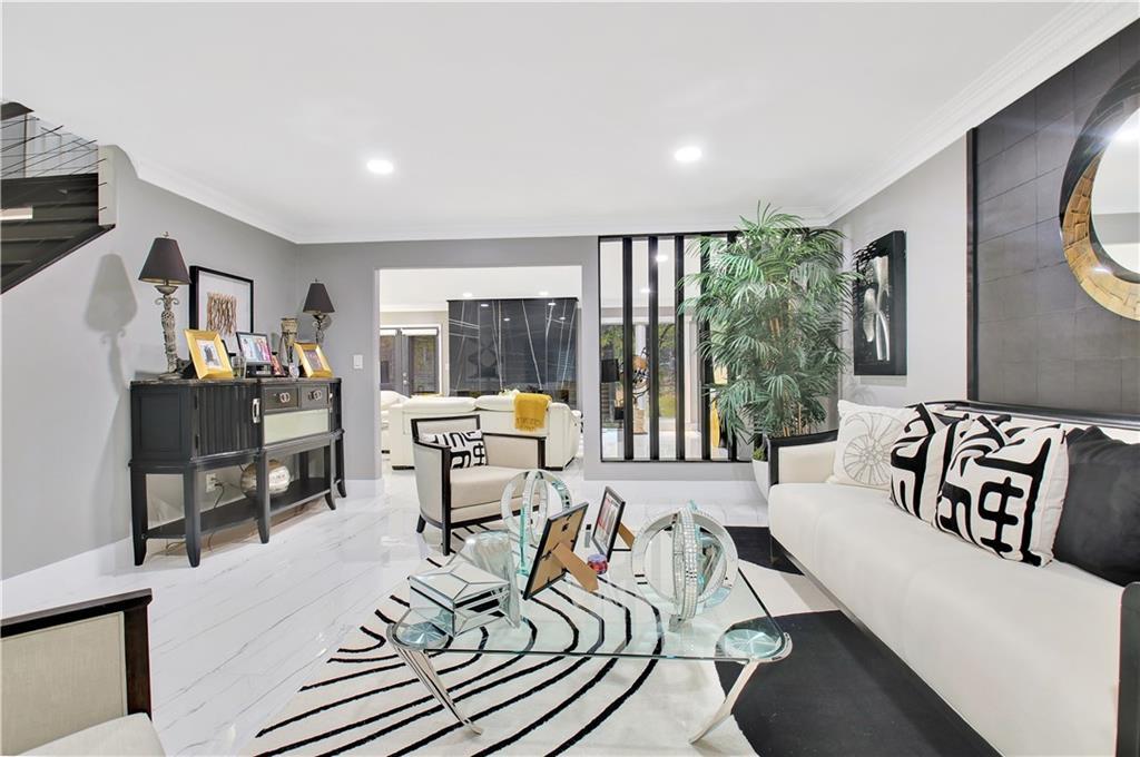 370 Dix Lee On Dr., Fayetteville, GA 30214