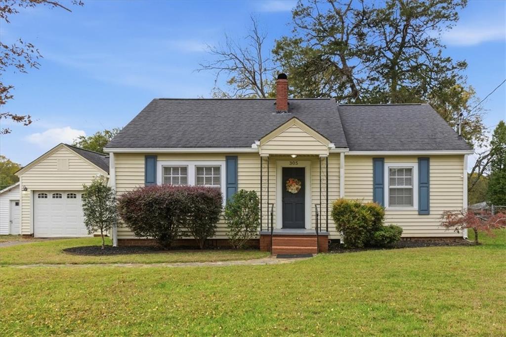 305 N Cave Spring St., Cedartown, GA 30125