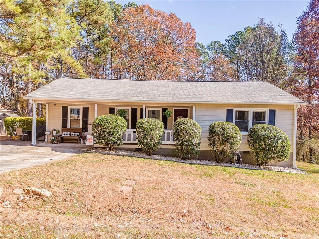 36 Woodberry Dr., Silver Creek, GA 30173