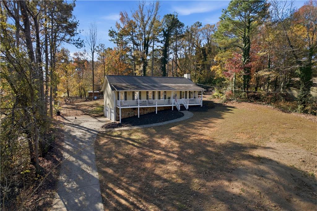 223 Hickory Ln., Canton, GA 30115