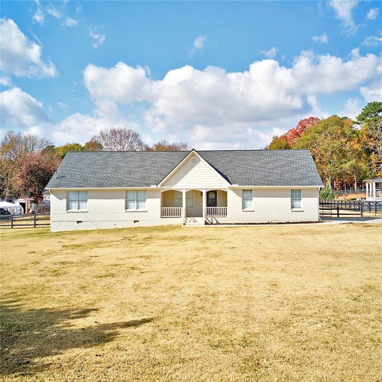 4245 Rosebud Rd., Loganville, GA 30052