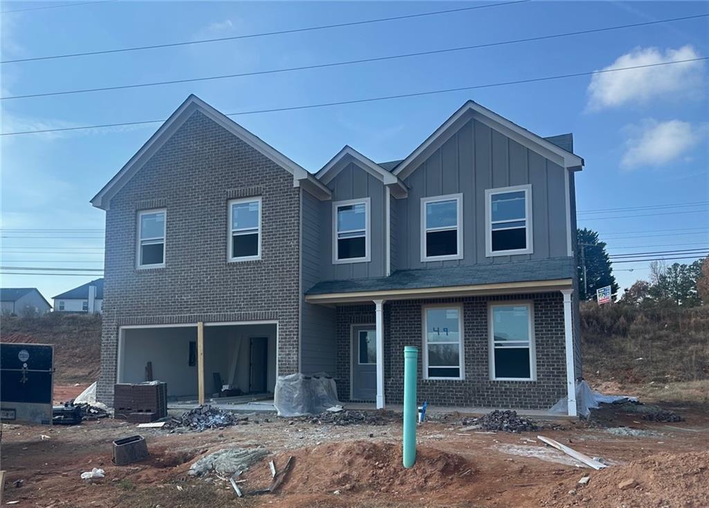 689 Rodeo Dr., Auburn, GA 30011