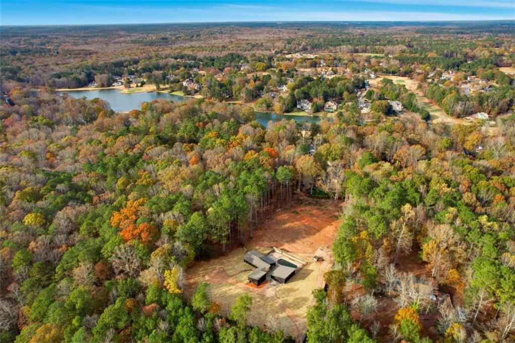 223 Busbin Rd., Fayetteville, GA 30215