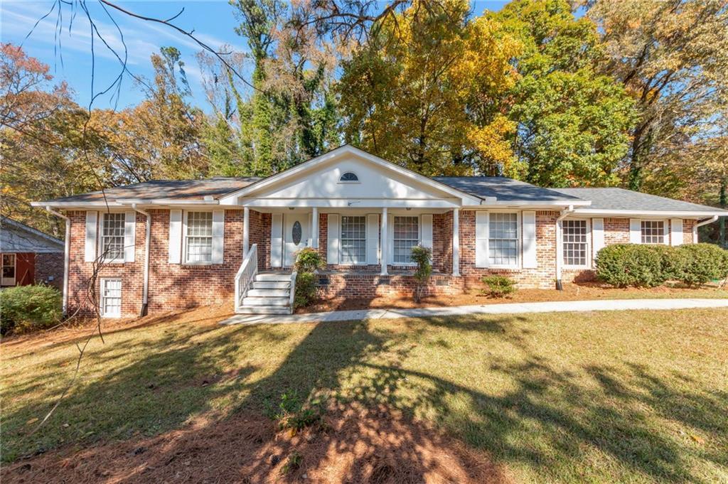 4298 Nelby Dr., Stone Mountain, GA 30083