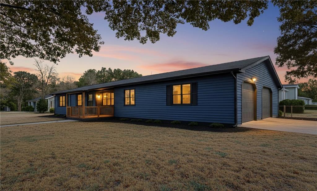 1193 Ironwood Dr., Grayson, GA 30017