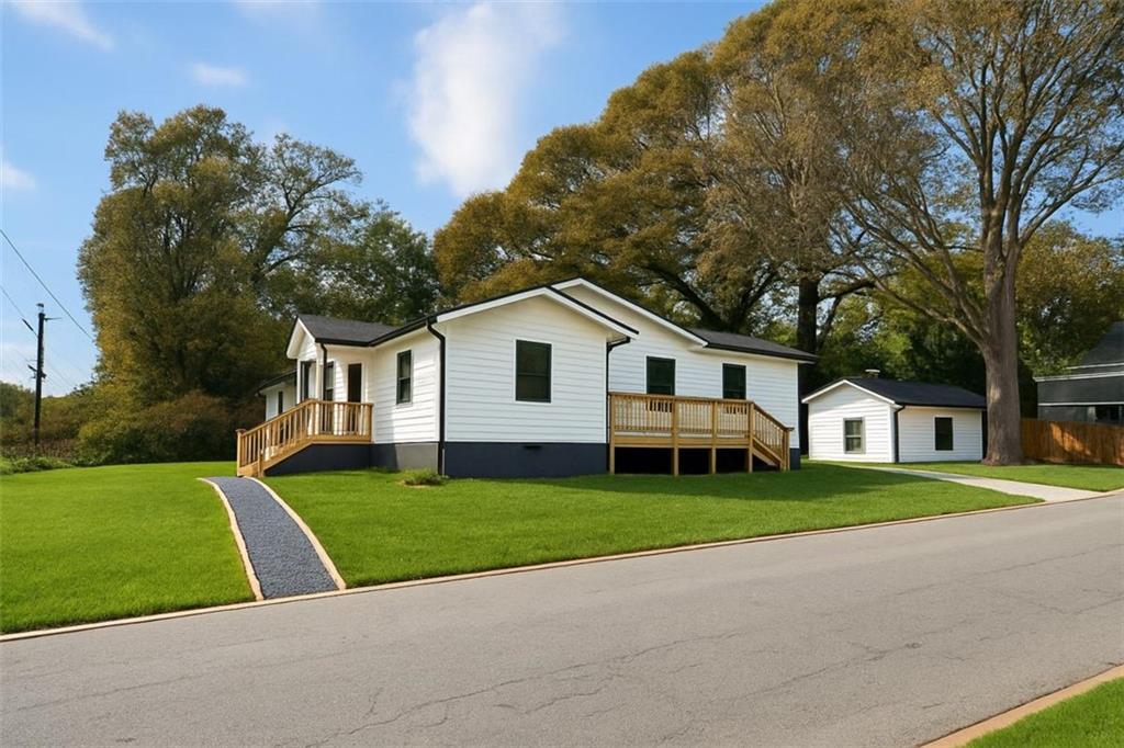 1539 Venetian Dr., Atlanta, GA 30311