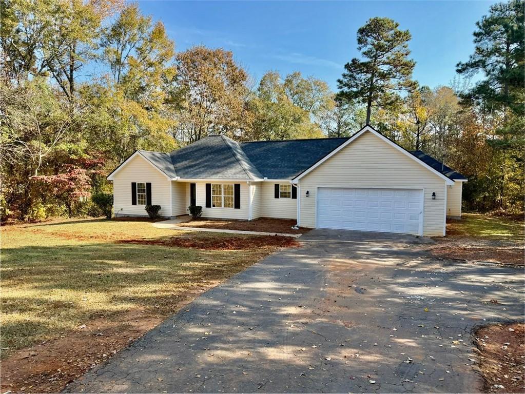 350 Lee King Rd., Forsyth, GA 31029