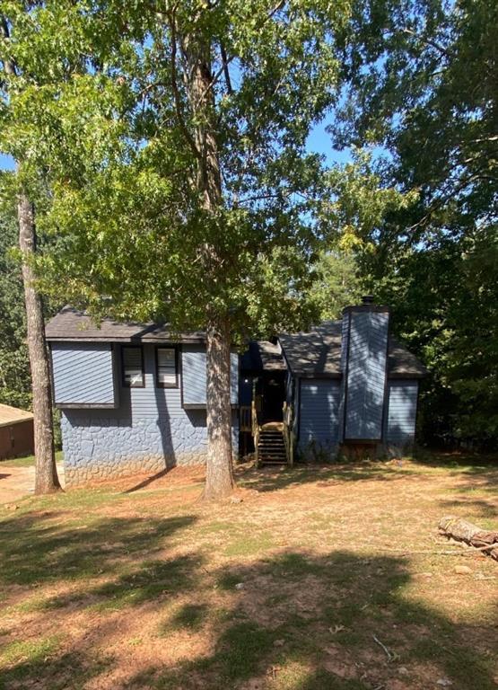 8608 Woodcreek Ct., Douglasville, GA 30135