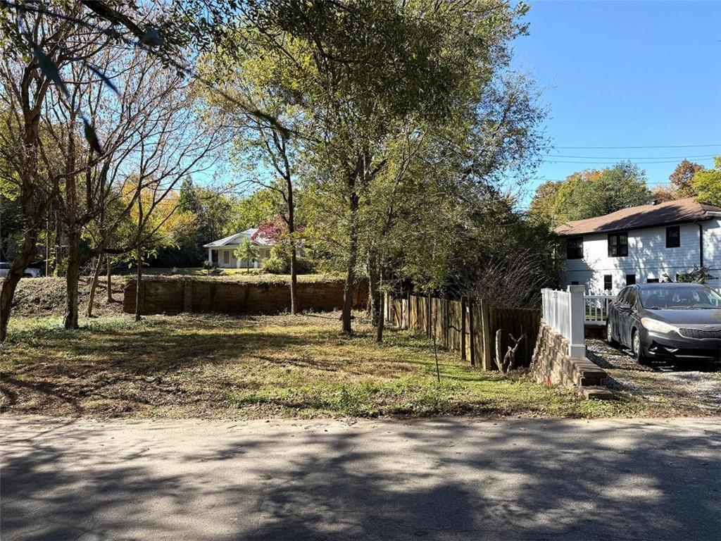 1720 Annie St., Atlanta, GA 30318