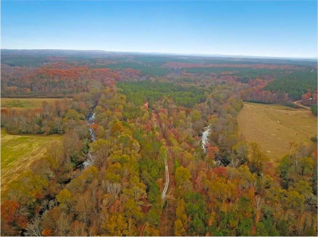 702 Liner Rd., Tallapoosa, GA 30176