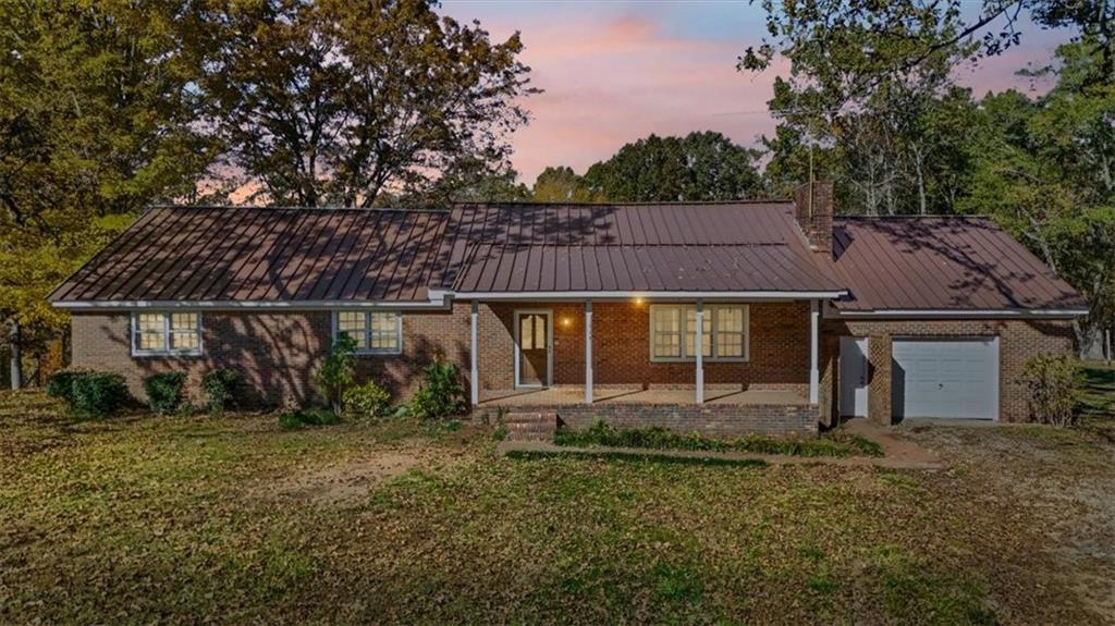 110A Williams Rd., Silver Creek, GA 30173